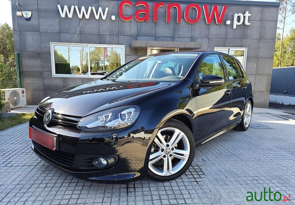 2012' Volkswagen Golf photo #1