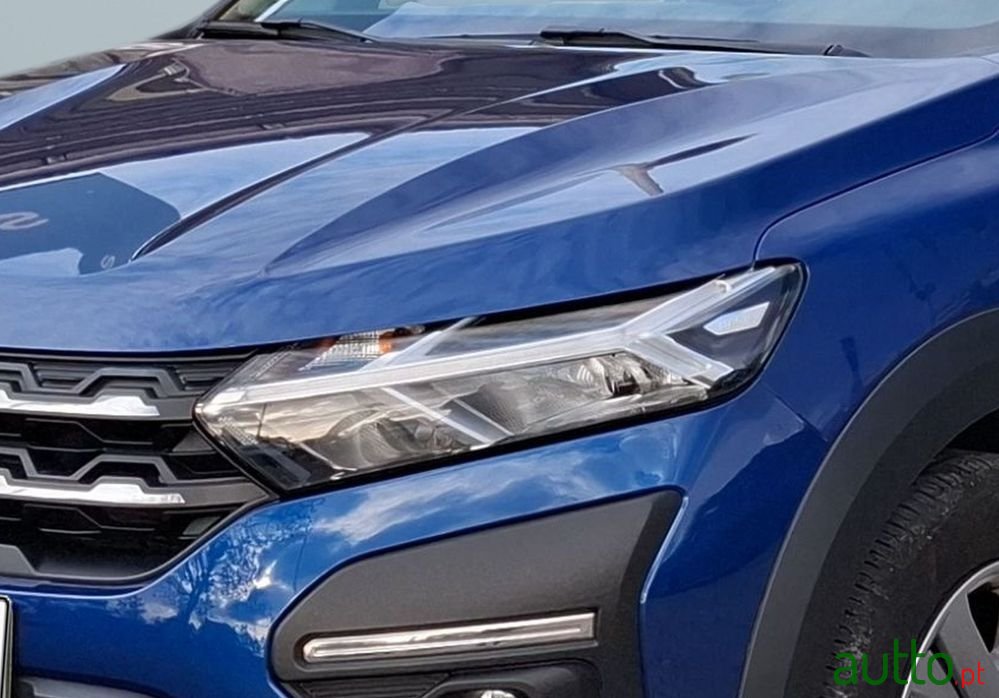2022' Dacia Sandero photo #3
