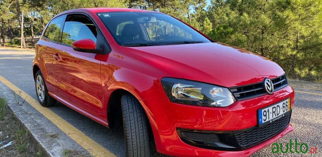 2014' Volkswagen Polo photo #2