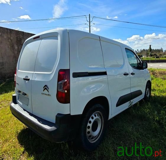 2020' Citroen Berlingo photo #3