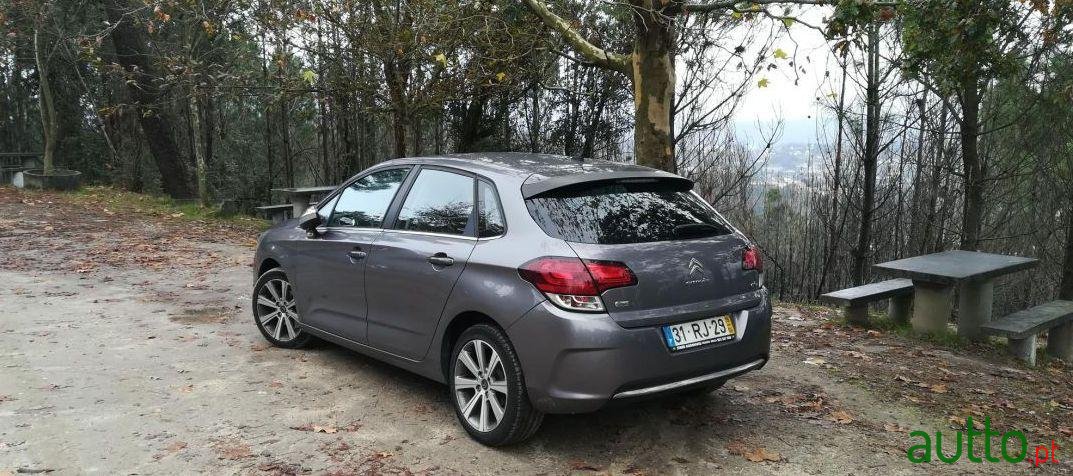 2015' Citroen C4 photo #1