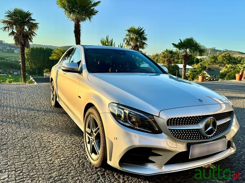 2020' Mercedes-Benz C 300 De Amg Line photo #2