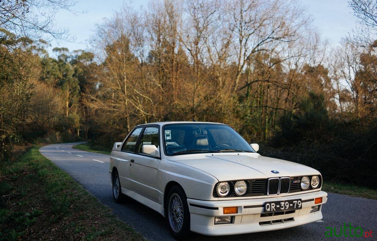 1989' BMW 1 Series М M3 photo #1