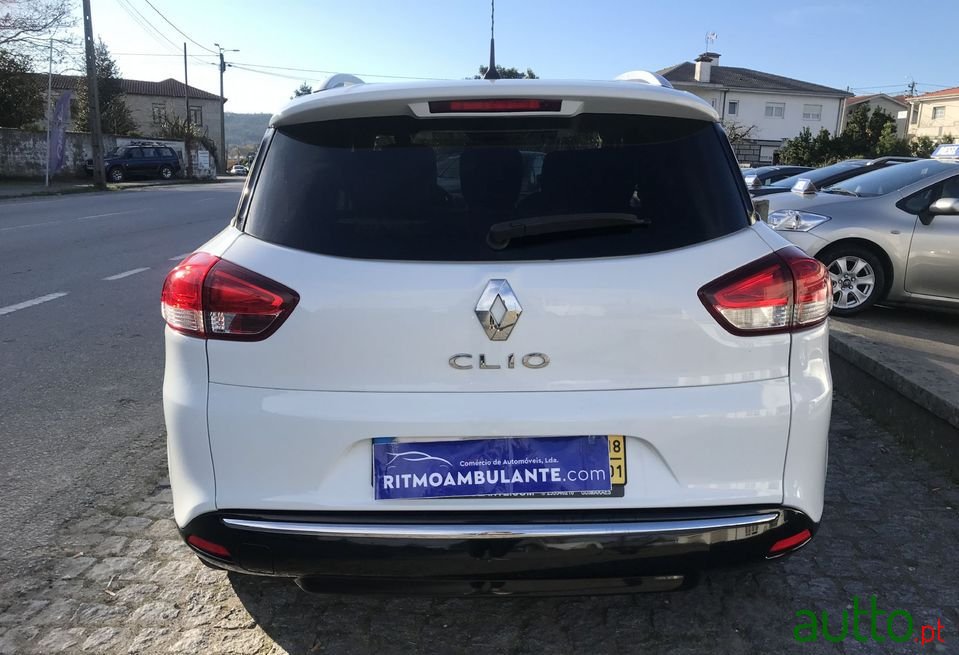 2018' Renault Clio Sport Tourer photo #3