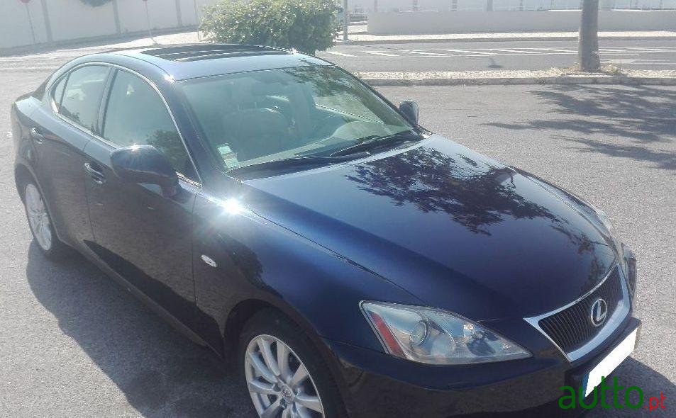 2007' Lexus Is 220 photo #4