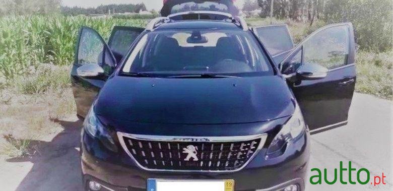 2019' Peugeot 2008 photo #1