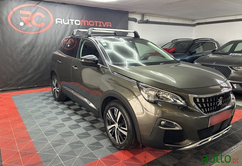2019' Peugeot 3008 photo #1