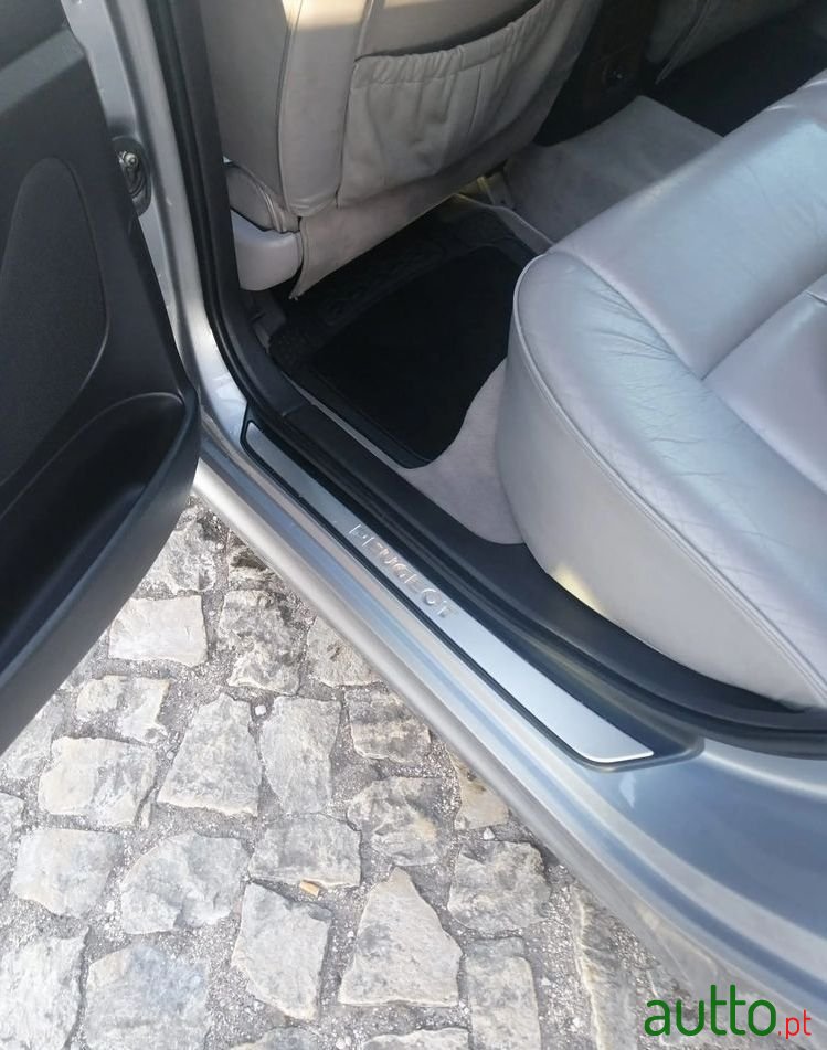 2000' Peugeot 607 2.2 Hdi photo #5