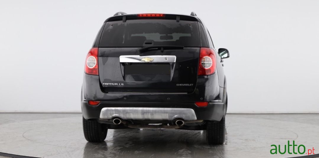 2010' Chevrolet Captiva photo #6