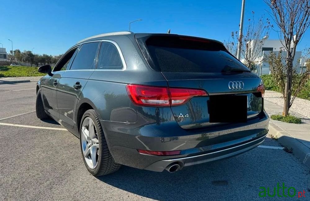 2016' Audi A4 Avant photo #3