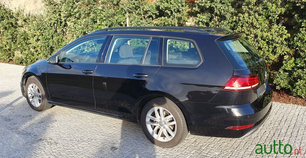 2019' Volkswagen Golf Variant photo #6