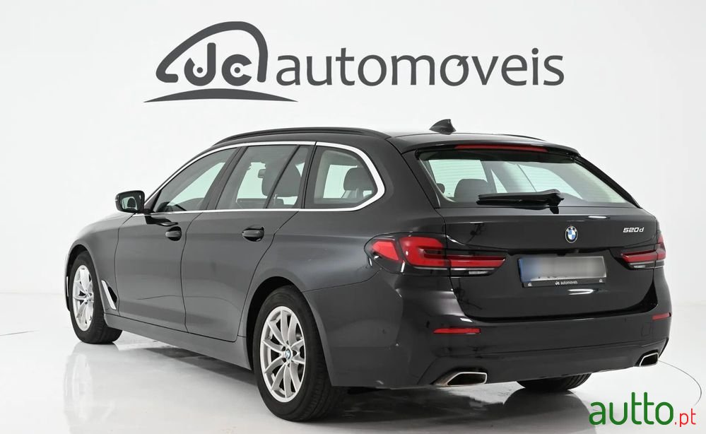 2021' BMW Série 5 D Auto photo #2