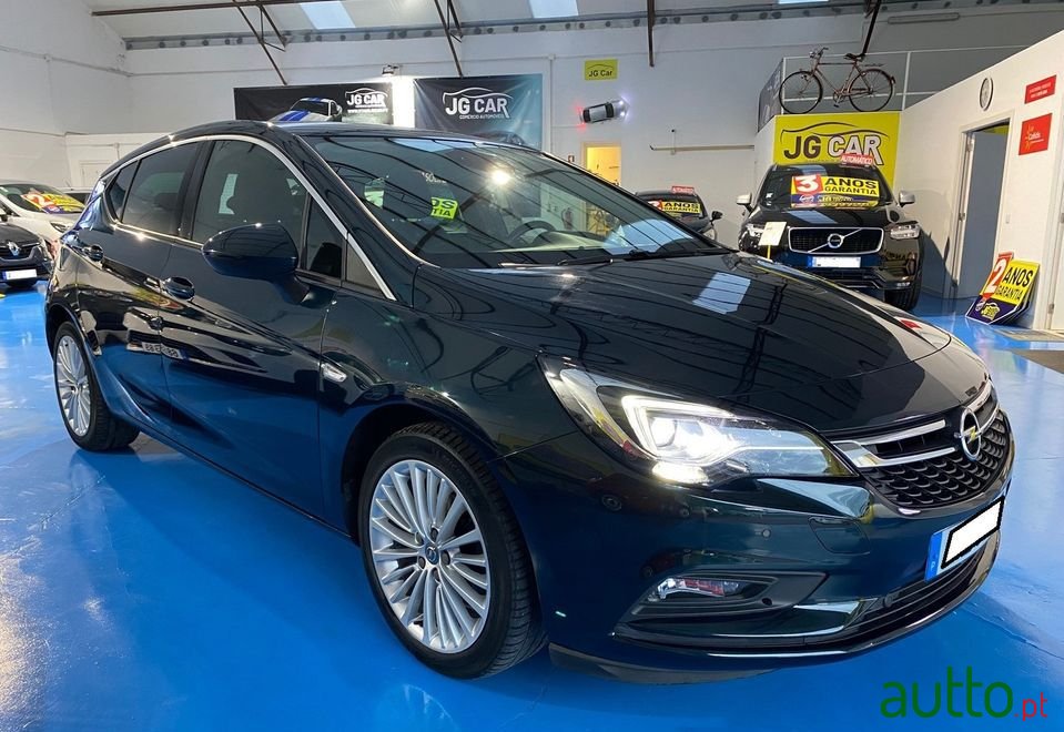 2016' Opel Astra photo #4