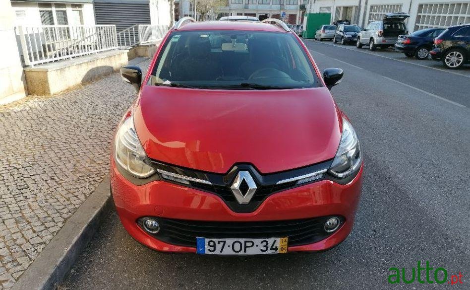 2014' Renault Clio Sport Tourer photo #2
