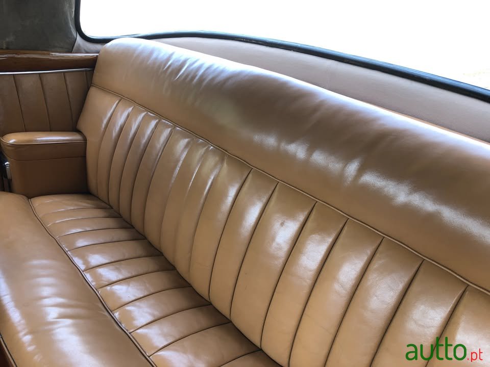 1970' Mercedes-Benz 220 photo #4