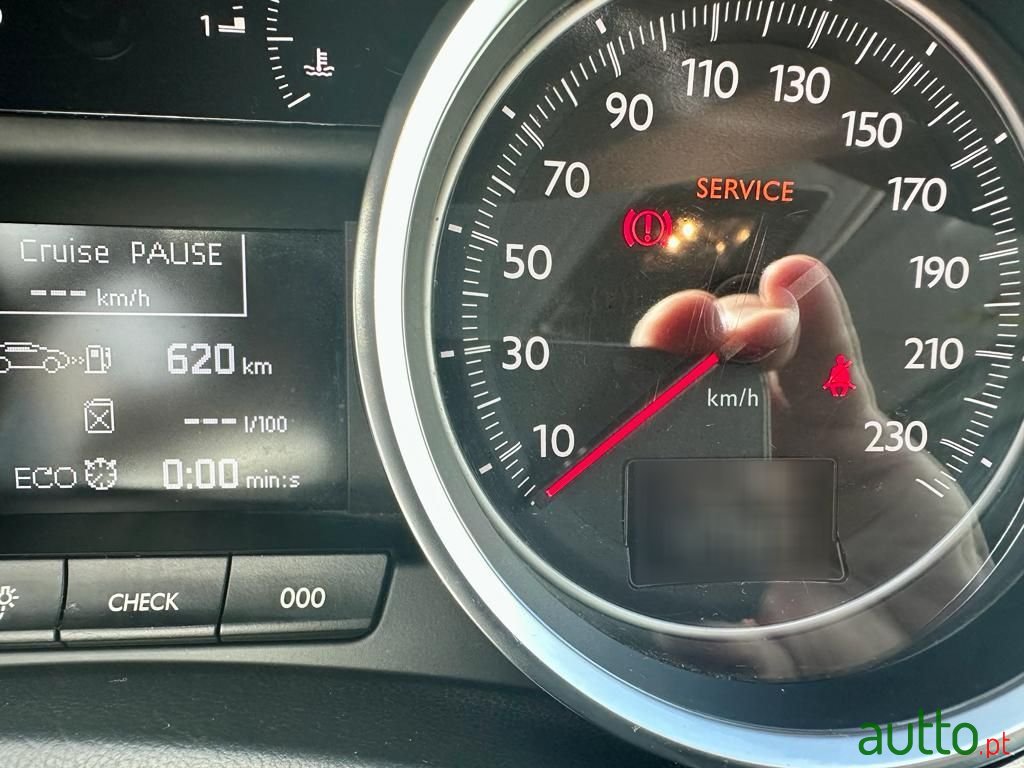 2015' Peugeot 508 Sw photo #5