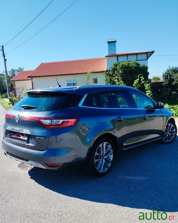 2016' Renault Megane Sport Tourer photo #4