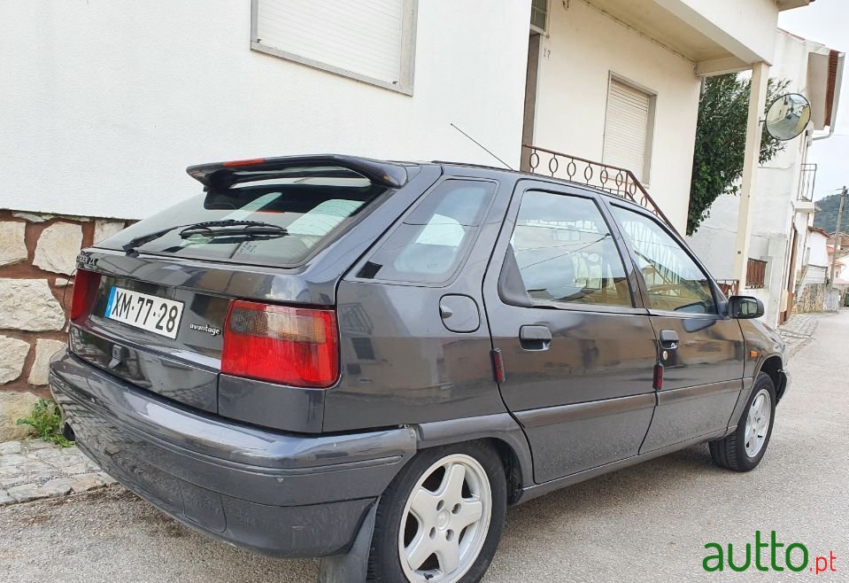 1991' Citroen ZX Avantage photo #3