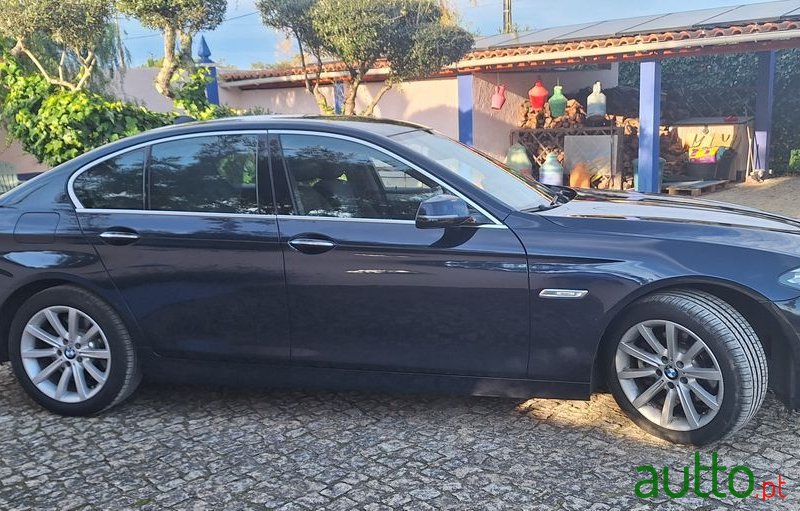 2014' BMW Série 5 D Efficientdynamics photo #2