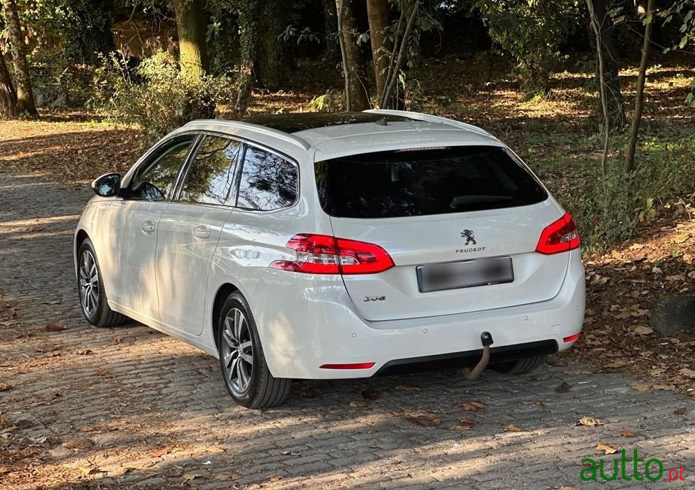 2019' Peugeot 308 photo #6