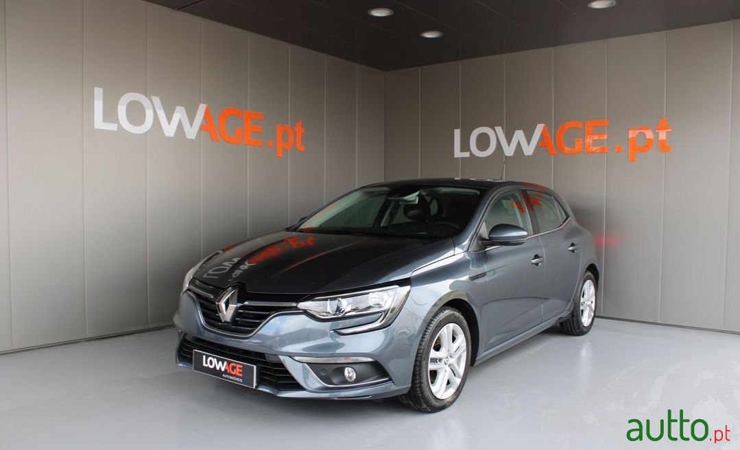 2020' Renault Megane photo #1