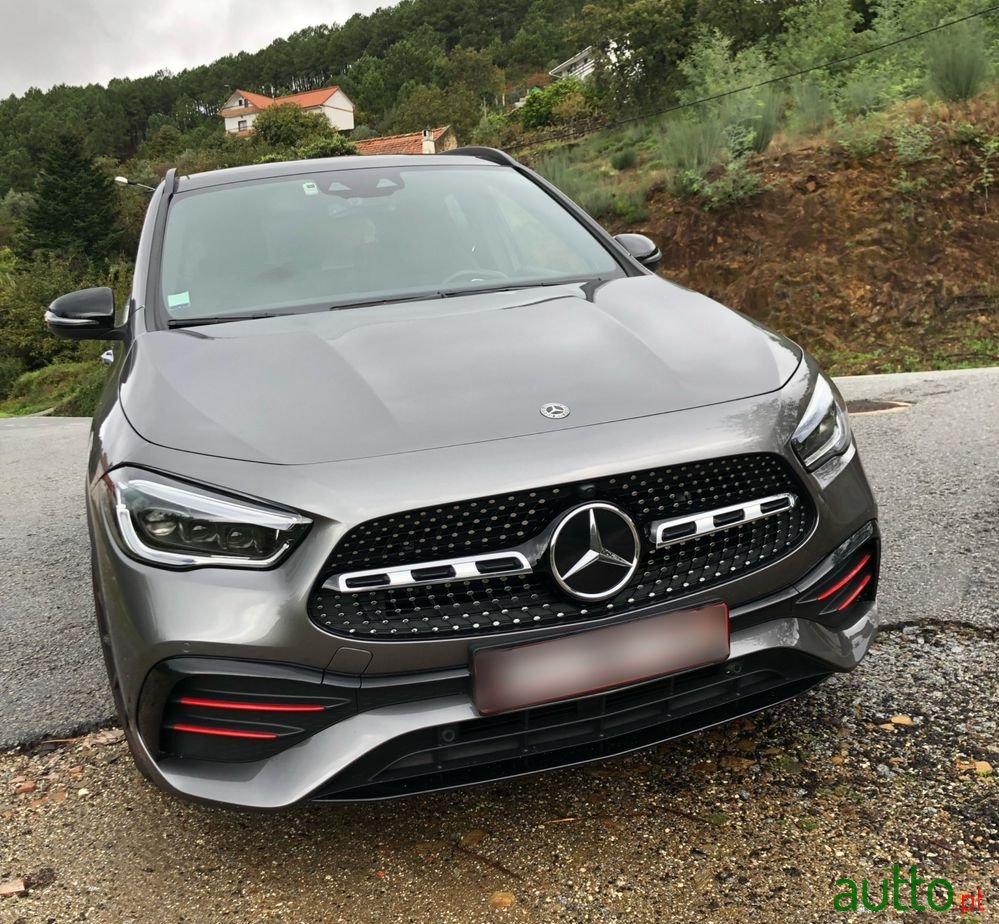 2020' Mercedes-Benz GLA 200 photo #3