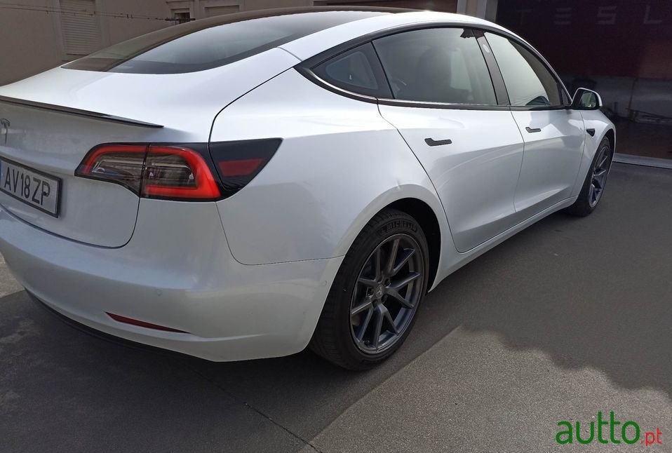 2021' Tesla Model 3 photo #3