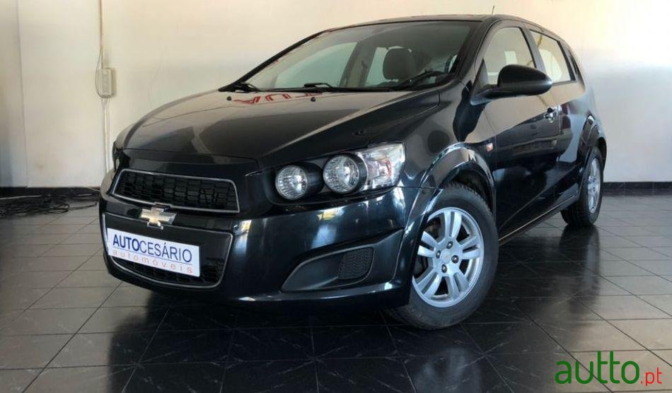 2011' Chevrolet Aveo photo #1