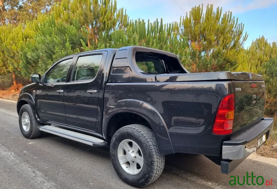 2007' Toyota Hilux photo #5