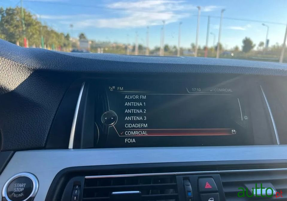 2014' BMW 520 photo #4