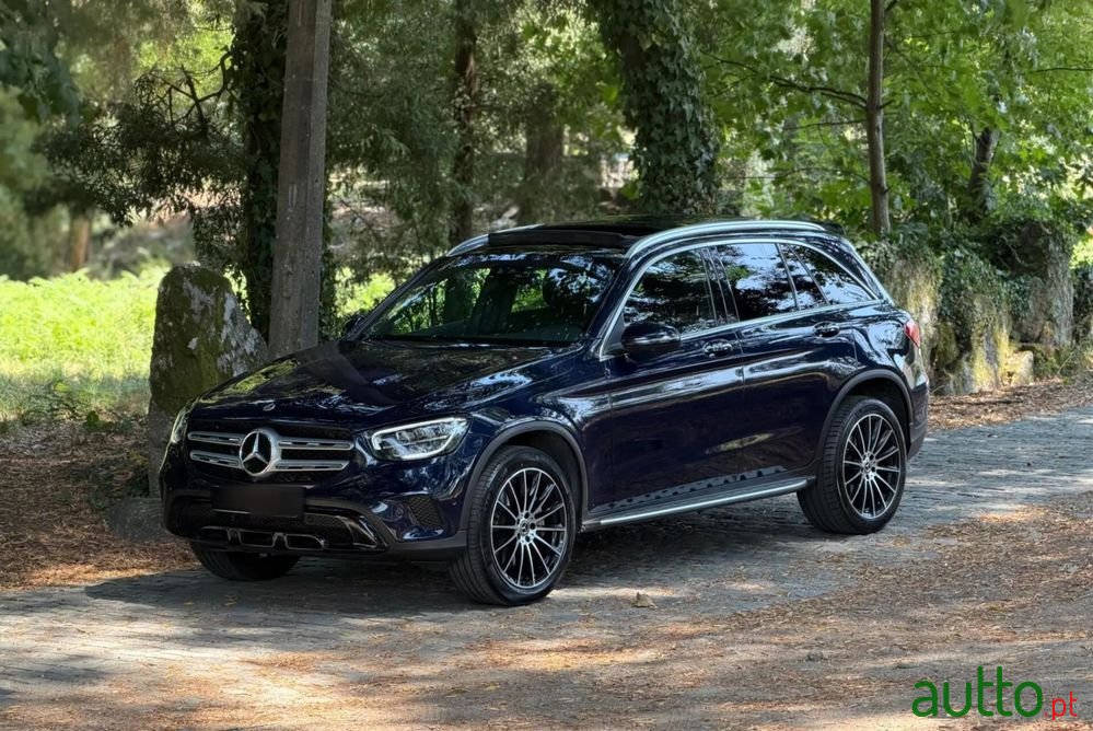 2022' Mercedes-Benz Classe Glc E 4Matic photo #4