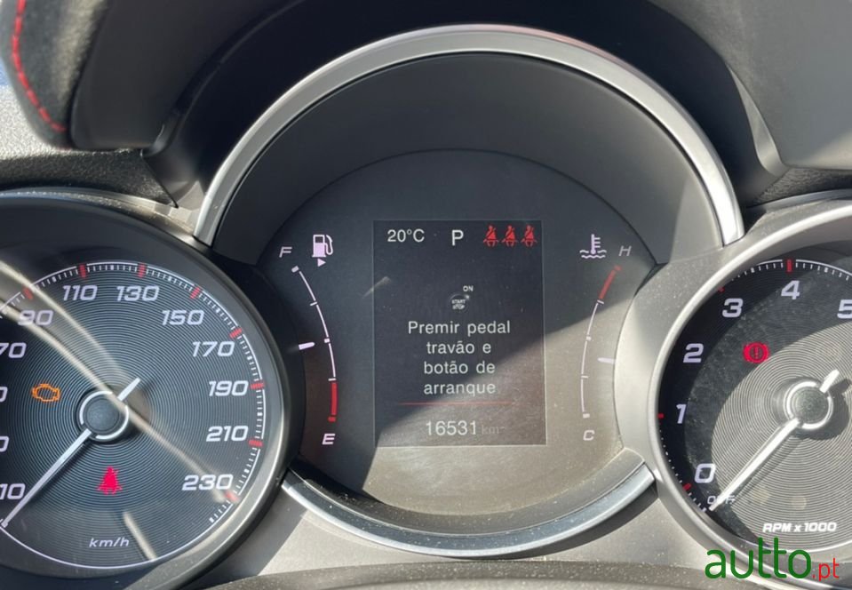 2019' Fiat 500X photo #5