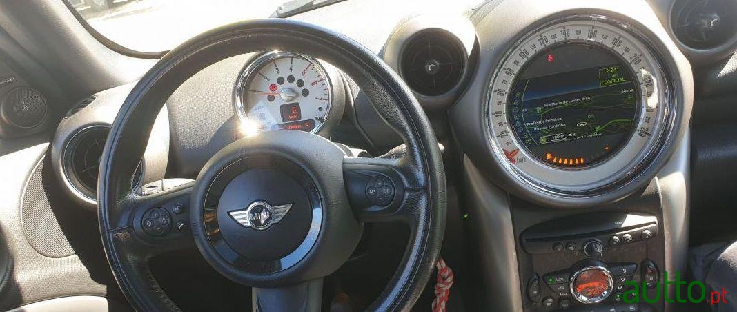 2013' MINI Countryman photo #2