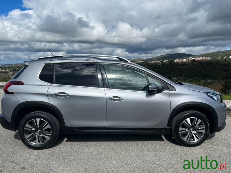 2018' Peugeot 2008 photo #4