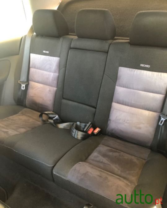 1999' Volkswagen Golf photo #6