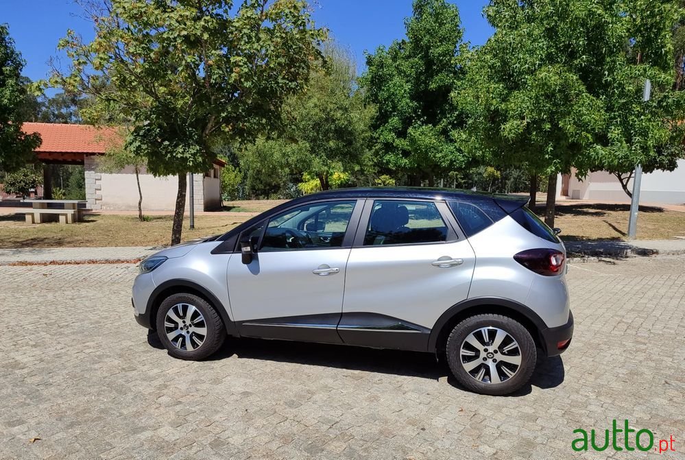 2019' Renault Captur 0.9 Tce Exclusive photo #2