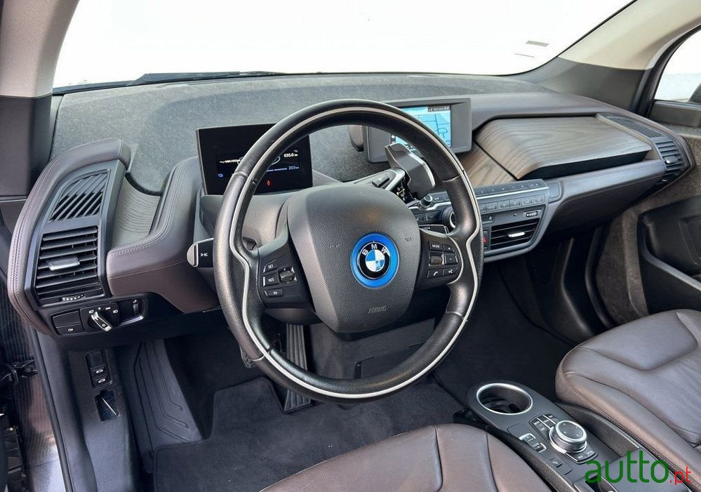 2019' BMW Série I photo #2