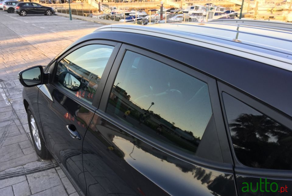 2011' Hyundai ix35 photo #6