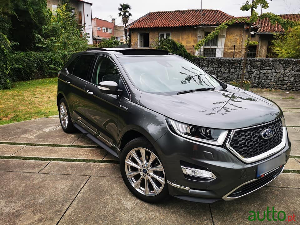 2018' Ford Edge photo #1