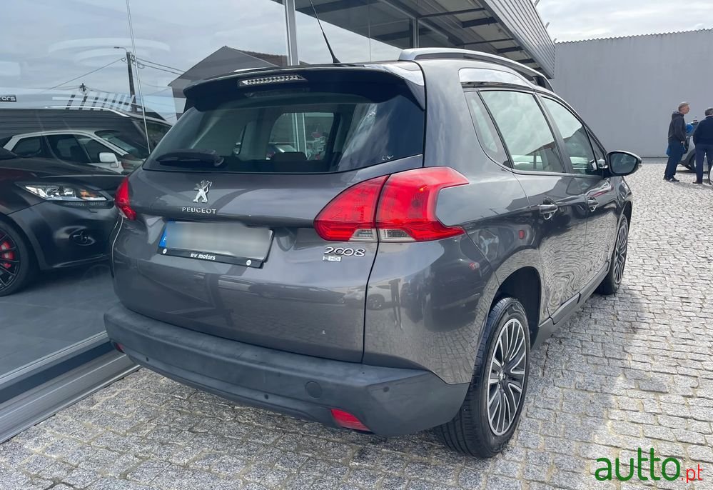 2014' Peugeot 2008 1.6 E-Hdi Active photo #6