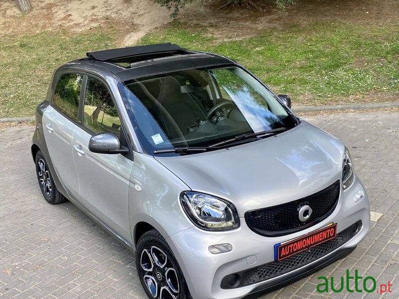 2018' Smart Forfour photo #6