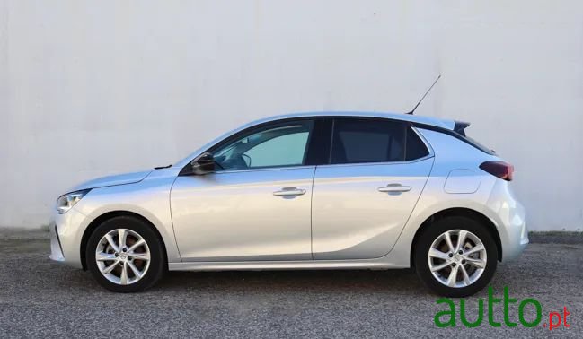 2022' Opel Corsa photo #2