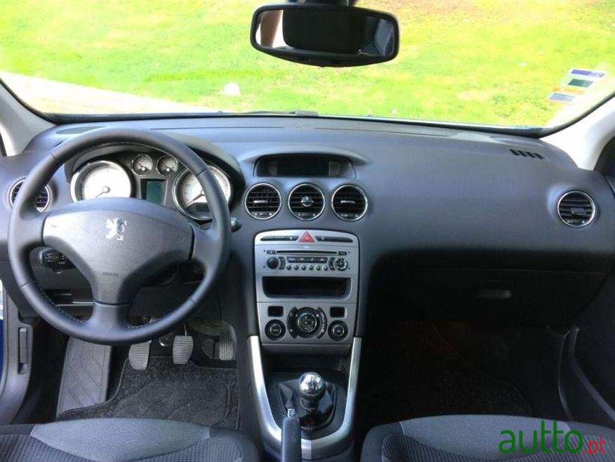 2008' Peugeot 308 1.6 Hdi Sport photo #1