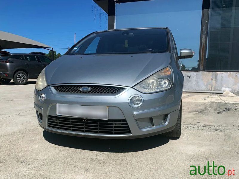 2008' Ford S-Max 2.0 Tdci Titanium 7L photo #3