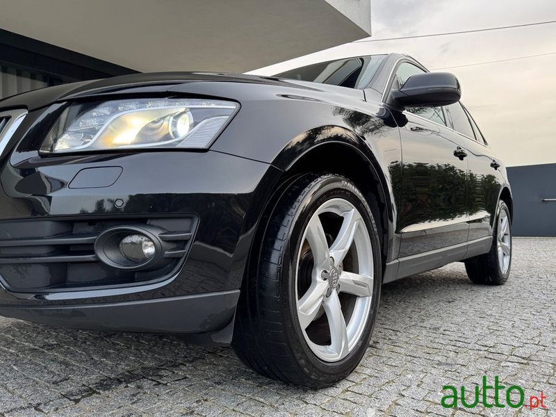 2009' Audi Q5 2.0 Tdi S-Line photo #6