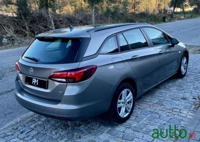 2017' Opel Astra Sports Tourer photo #6