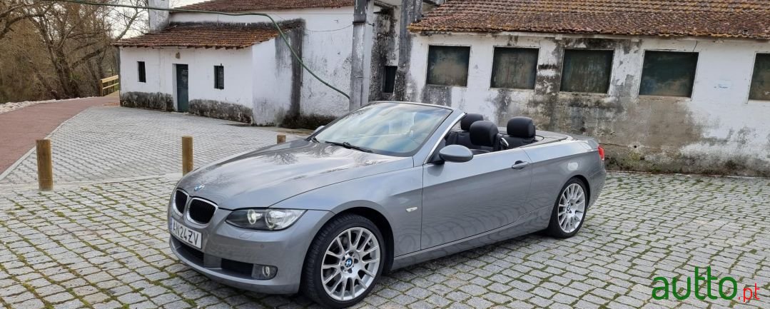 2008' BMW 320 photo #1