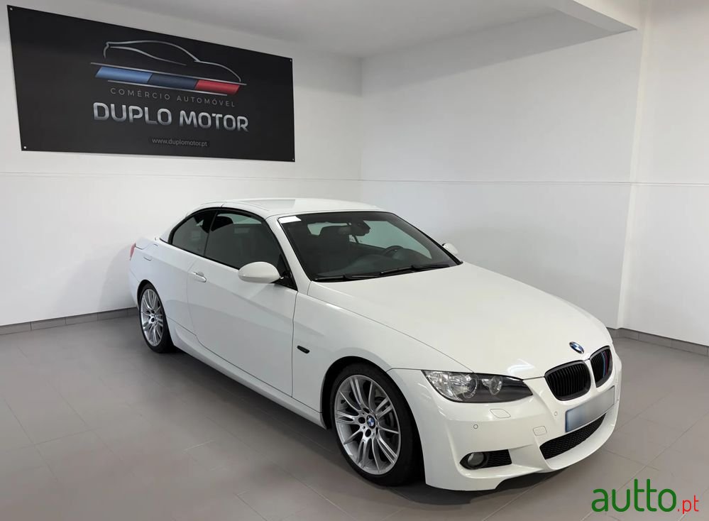 2009' BMW Série 3 I M Sport Edition photo #6