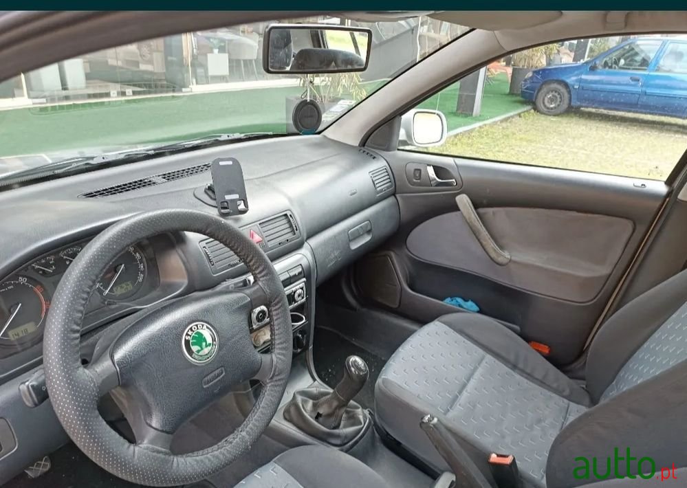 2000' Skoda Octavia 1.4 Ambiente photo #3