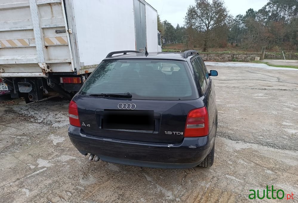 2000' Audi A4 Avant photo #5